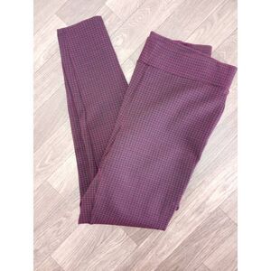 LOFT  red & black houndstooth, ankle length, Jersey pants .size medium